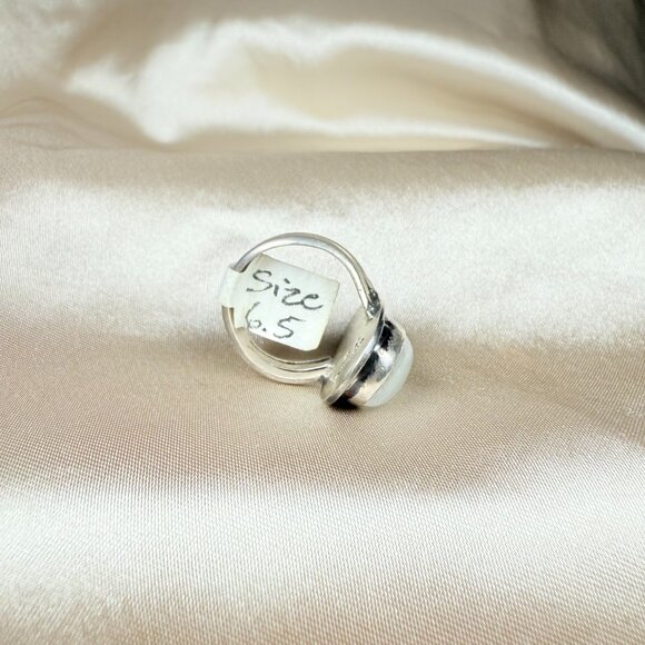 Handmade Oval Rainbow Moonstone Silver Ring Fleur-de-Lis Design Jewelry Size 6.5 - Picture 3 of 5